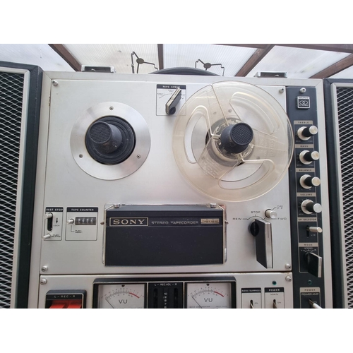 1367 - A Sony Stereo Tape Recorder TC-630, with instruction manual; and DR-7 headphones.