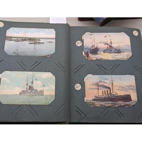 113 - POSTCARD ALBUMS: a group of 5 albums, containing approx 750 vintage postcards, mixed subjects i... 