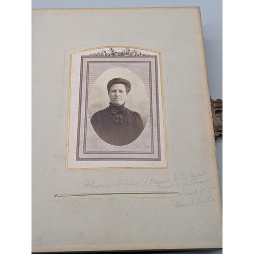 127 - CARTES DES VISITE ALBUM: a Victorian album containing approx 70+ cdv and cabinet cards, padded soft ... 