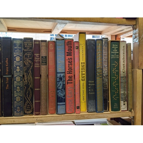 182 - FOLIO SOCIETY: a quantity over 3 shelves. (Qty)