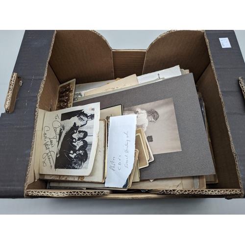 284 - PHOTOGRAPHY: a mixed lot, mainly 19thc inc. CDV and cabinet cards, portraits and group photogra... 