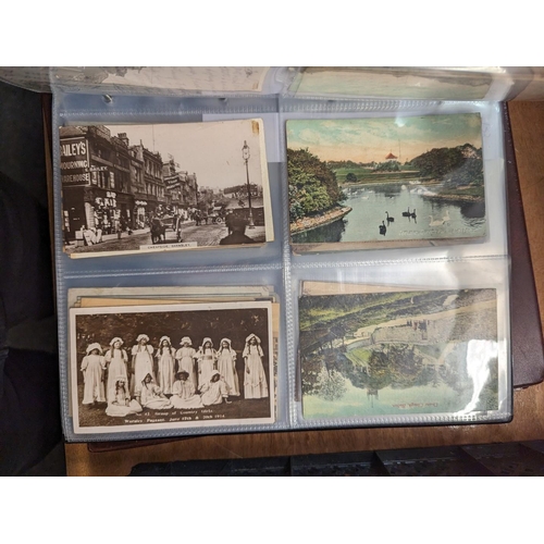 289 - POSTCARDS: good mixed collection of approx 310+ vintage postcards, topographical inc. Penistone viad... 