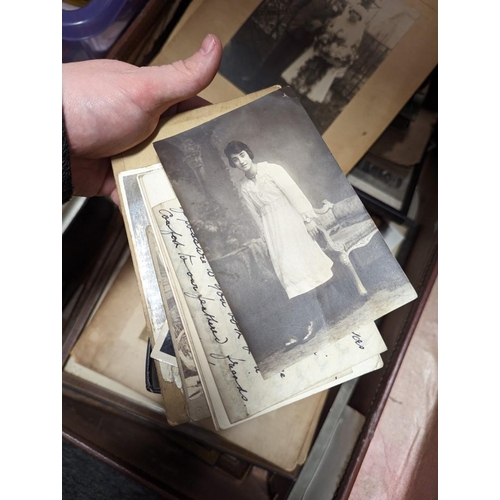 298 - PHOTOGRAPHY: including portraiture (some framed), snapshots, some CDV and postcards, contained ... 