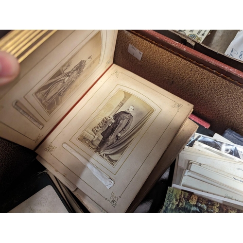 327 - PHOTOGRAPHS, POSTCARDS & EPHEMERA: mixed quantity in 2 trays, to include CDV album (many si... 