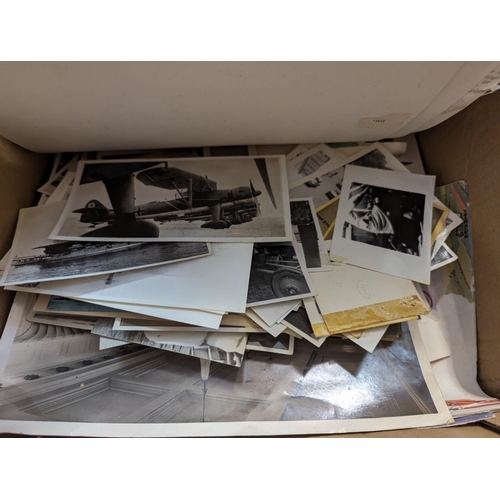 357 - PHOTOGRAPHS: a mixed quantity of 19th-20thc photographic material in small box, including some ... 