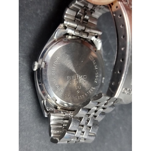 1149 - A Seiko SQ stainless steel quartz wristwatch, 35mm, Ref. 7545-7030, on original bracelet.... 