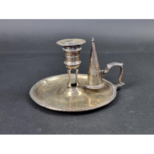 663 - A George III silver chamberstick, by Andrew Fogelberg, London 1767, 10cm high, 366g.... 