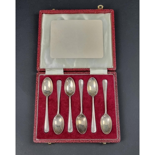 684 - A cased set of six silver Hanoverian rat tail teaspoons, by Roberts & Belk Ltd, Sheffield 1976, ... 