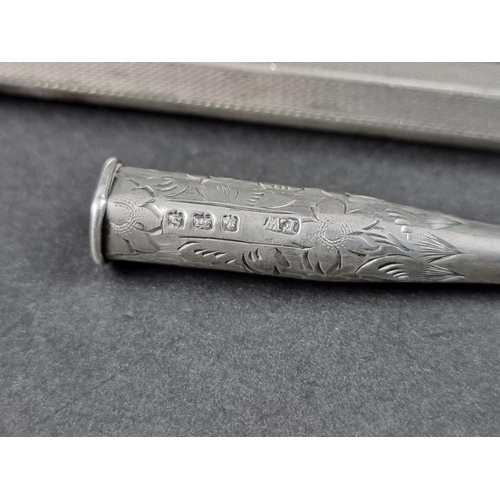 748 - A silver 'Lady Yard-O-Lette' propelling pencil, by Johnson, Matthey & Co, London 1950, 9.5cm exc... 