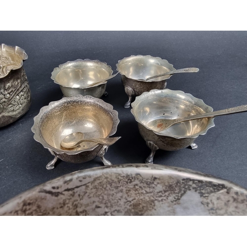 768 - A quantity of silver, to include: a sugar bowl; a cased cake slice; three silver mounted hairbrushes... 