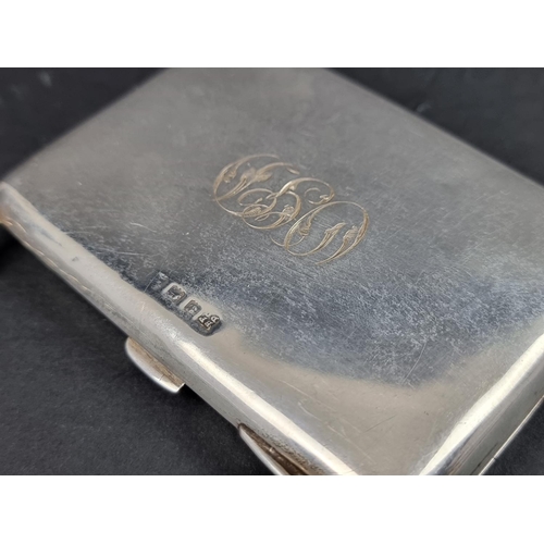 782 - A silver purse, by Boots Pure Drug Company, Birmingham, 9.5cm wide.