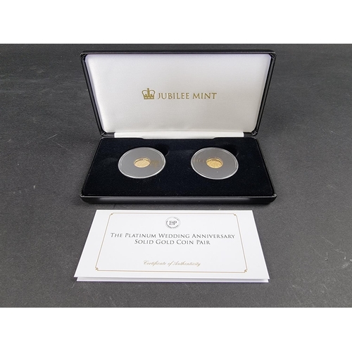 855 - Coins: a cased 2017 Alderney 'The Platinum Wedding Anniversary' 9ct proof-like gold pair of twenty f... 