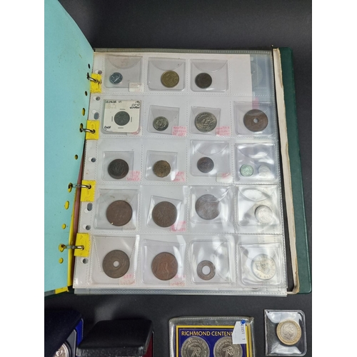 899 - Coins: an interesting collection of coins, in four albums and loose, mostly 19th and 20th century Ca... 