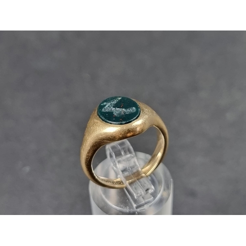 929 - A 9ct gold signet ring, set crested intaglio bloodstone, Birmingham 1991, size M, gross weight 5.8g.... 