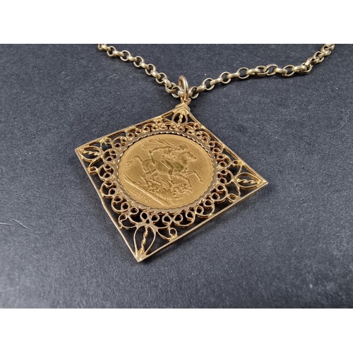 974 - A Victoria 1896 gold sovereign, in 9ct gold pendant mount, on 9ct gold chain, approx. 59cm, gross we... 