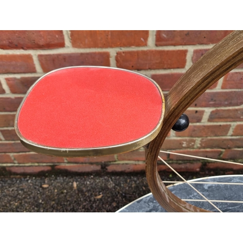 1025 - A 1950s occasional table, 97cm wide.