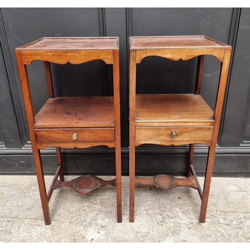 1064 - Two similar Georgian mahogany shaving stands, largest 34.5cm wide. (2)