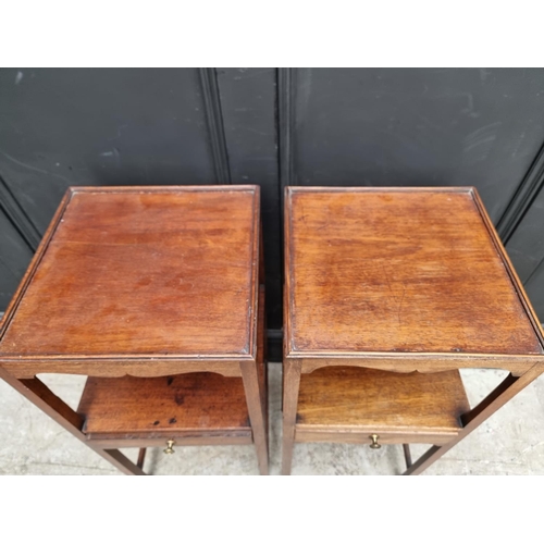 1064 - Two similar Georgian mahogany shaving stands, largest 34.5cm wide. (2)