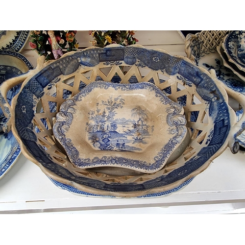 1191 - A group of 18th and 19th century English & continental pottery and porcelain, to include a ... 