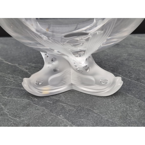 1289 - A Lalique 'Igor' glass caviar bowl, 20cm diameter.  