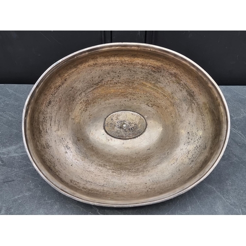 1421 - A Victorian electroplated meat dish cover, 41cm wide.