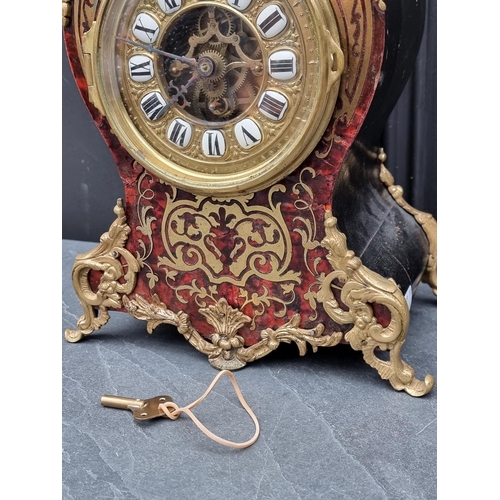 1478 - A Louis XV style simulated tortoiseshell Boulle mantel clock, 37cm high.