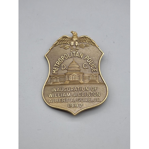 1633 - A US 1997 Presidential Inauguration Metropolitan Police badge, inscribed 'Blackinton', 8cm high.... 