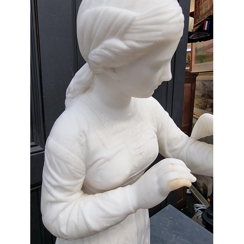 1676 - A large Victorian carved white marble figure of a lady with a dove, in the Renaissance style, 80cm h... 