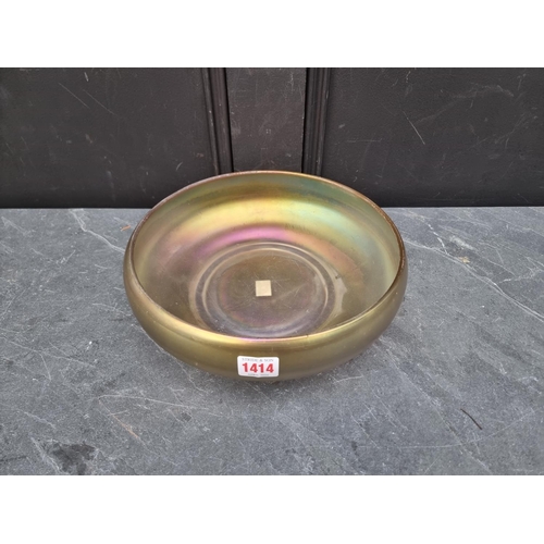 1414 - A Loetz style iridescent glass bowl, 28cm diameter.