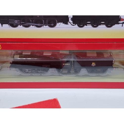 1804 - Railway: Hornby 00 gauge: a boxed locomotive No.63443 Early BR Class Q6; together with two furt... 