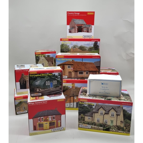 1809 - Hornby: a group of boxed Skaledale model buildings, to include The Old Smithy; Hazel Cottage, R... 