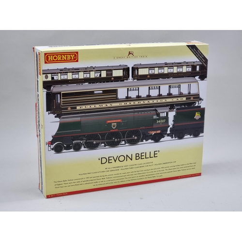 1815 - Hornby: a boxed 'Devon Belle' Pullman Cars Pack, R2817.