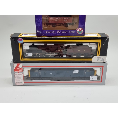 1817 - Railway: 00 gauge: a Lima locomotive No:37140; together with a group of locos and 6 wagons by D... 