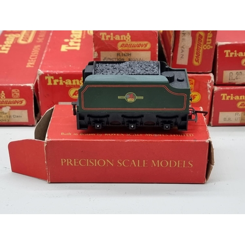 1818 - Triang: a locomotive and tender No.46201 'Princess Elizabeth' and another locomotive No.82004; ... 