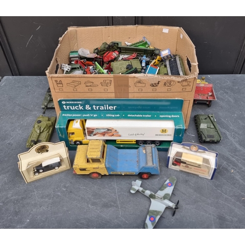 1824 - Diecast: a large box of diecast vehicles, to include military, heavy goods, aircraft, cars and ... 