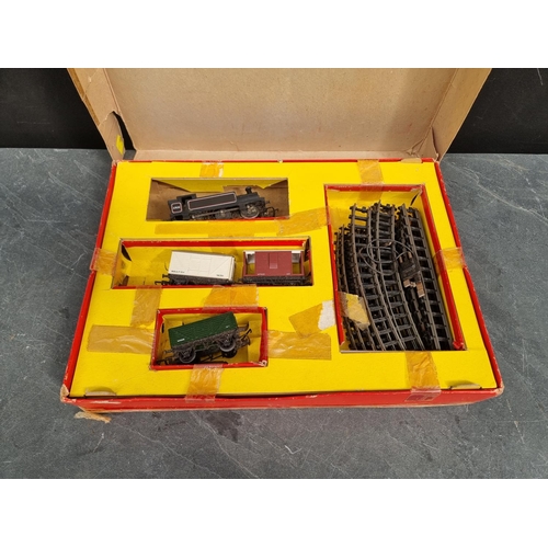 1842 - Triang: a vintage electric train set No.RS.4, in playworn condition, in remains of original box... 