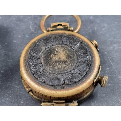 165 - A WWI British Verners Pattern VIII officer's military compass, by French Ltd, dated 1918 with broad ... 