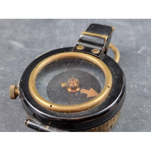 168 - A WWII British Verners Pattern 1XB officer's military compass, by F Barker & Son London, dated 1... 