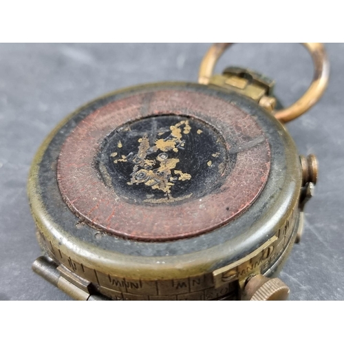 169 - A WWI British Verners Pattern VII officer's military compass, by French Ltd, dated 1917 with crow's ... 