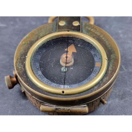 173 - A WWI British Verners Pattern VII officer's military compass, by Anglo Swiss Association, dated 1915... 