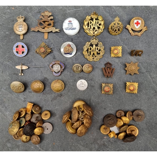 233 - A WWI Bavarian M1896 pattern brass Pickelhaube front plate; and various UK cap badges and similar. (... 