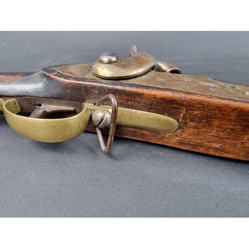 25 - A 19th century continental muzzle loading military percussion musket, having 80cm barrel with brass ... 