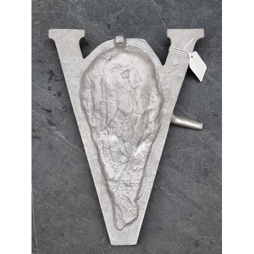 283 - A post-war painted aluminium Winston Churchill V for Victory sign, 29.5cm high.