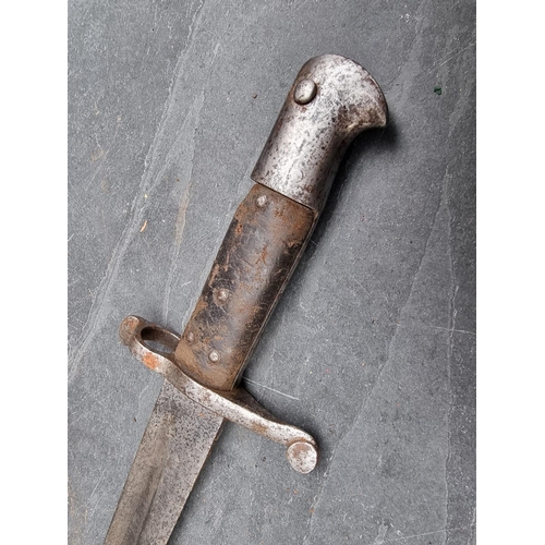 70 - A Victorian British Military Whitworth 1863 pattern sword bayonet, with 57cm blade.