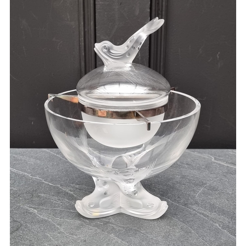 1240 - A Lalique 'Igor' glass caviar bowl, 20cm diameter.