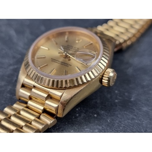 636 - A Rolex 'Oyster Perpetual Datejust' 18ct gold ladies wristwatch, 25mm, Ref. 69178, on original 18ct ... 