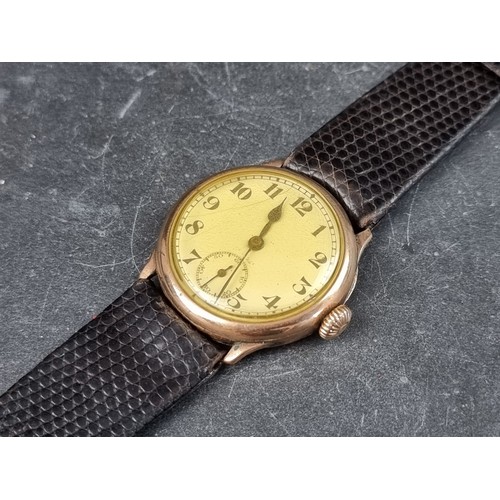 660 - A circa 1940s Swiss 9ct gold manual wind wristwatch, 31mm, import mark Glasgow 1931, on Hirsch black... 