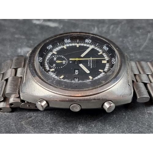 662 - A circa 1974 Seiko 'Speed Racer' chronograph stainless steel automatic wristwatch, 41mm, Ref. 6139-7... 