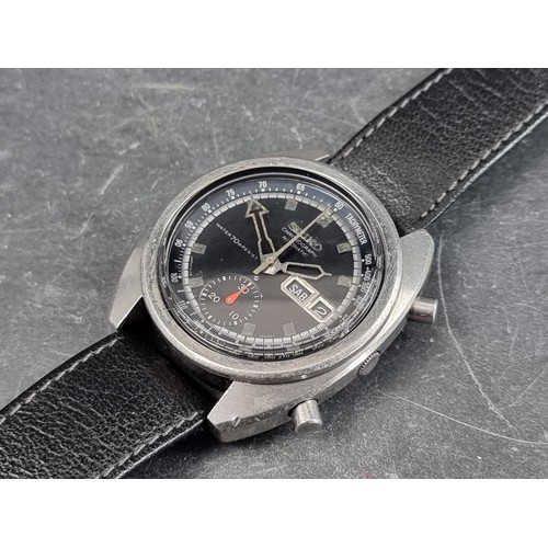 664 - A circa 1972 Seiko chronograph stainless steel automatic wristwatch, 39mm, Ref. 6139-6012, on Omega ... 