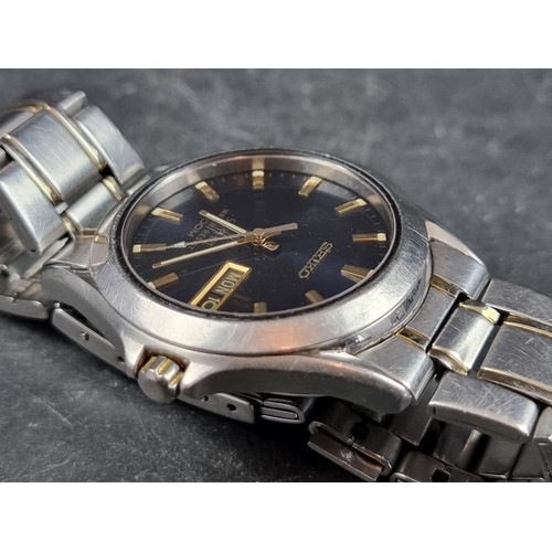 671 - A Seiko Sapphire stainless steel quart wristwatch, 37mm, Ref. V743-8B50, on original bracelet.... 